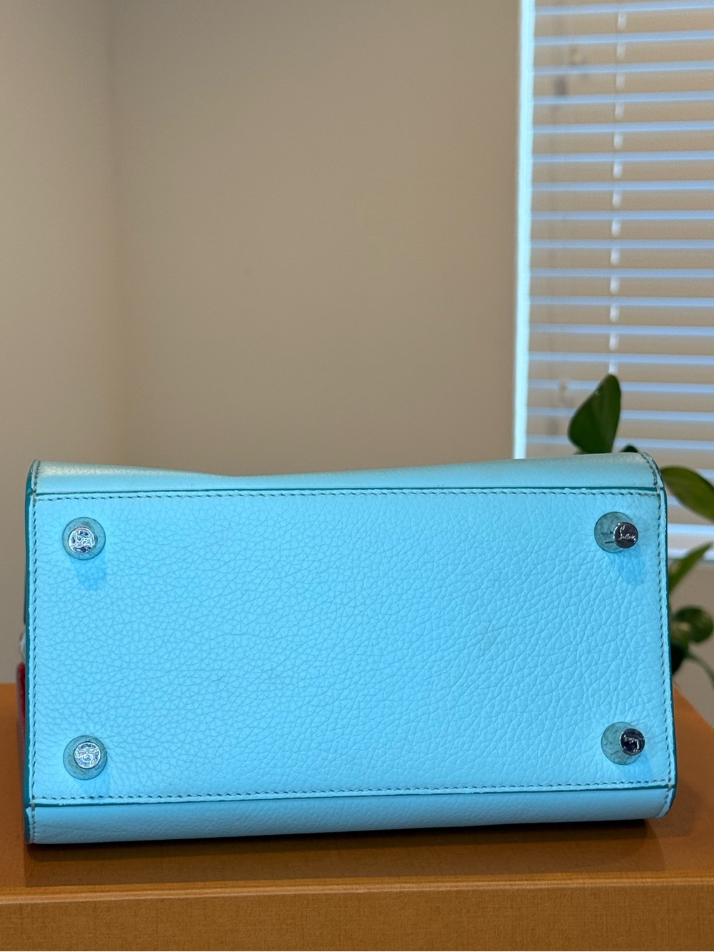 ๐น๐๐๐ Christian Louboutin Mint Green and Tan Leather handles with Red Inside tote - Picture 11 of 16